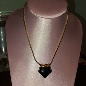 COSTUME JEWELRY TRIFARI Black and gold chain necklace